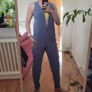 Lab Vindur Onsie Lululemon Size 8